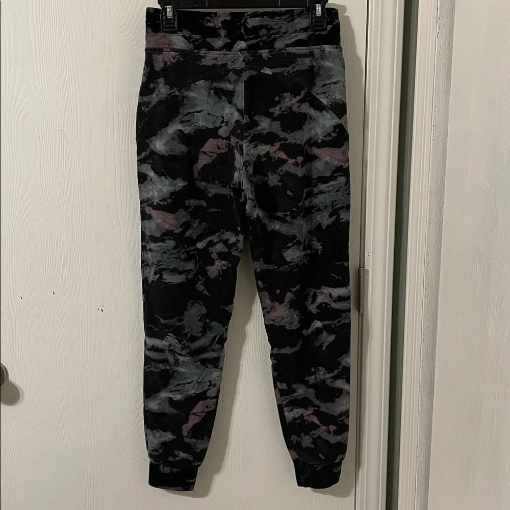 Athleta Salutation Balance Jogger XS Marine Black Camo Athletic Pant High Rise - Picture 10 of 12